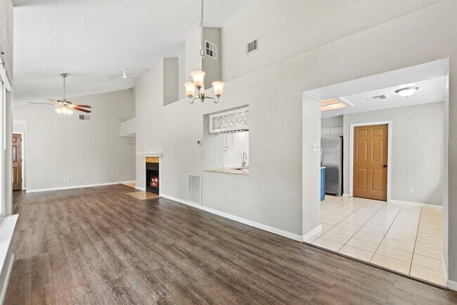 Building Photo - 5414 Village Springs Dr
