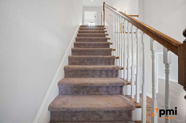 Building Photo - Stunning 5 Bedroom Waterfront Home with 2 car garage