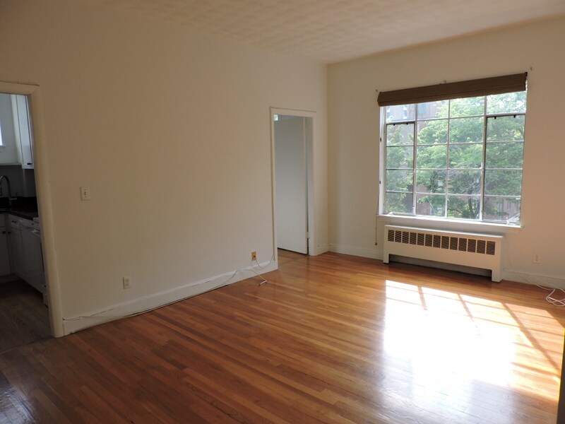 Building Photo - 26 Ellery St