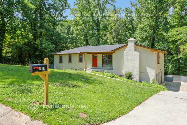 Building Photo - 5888 Simone Dr