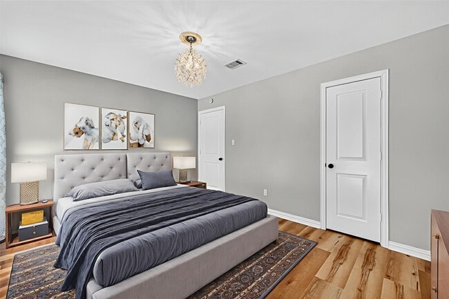 Building Photo - 2107 Briargreen Dr