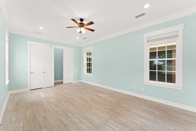 Building Photo - 3816 Mariner Dr