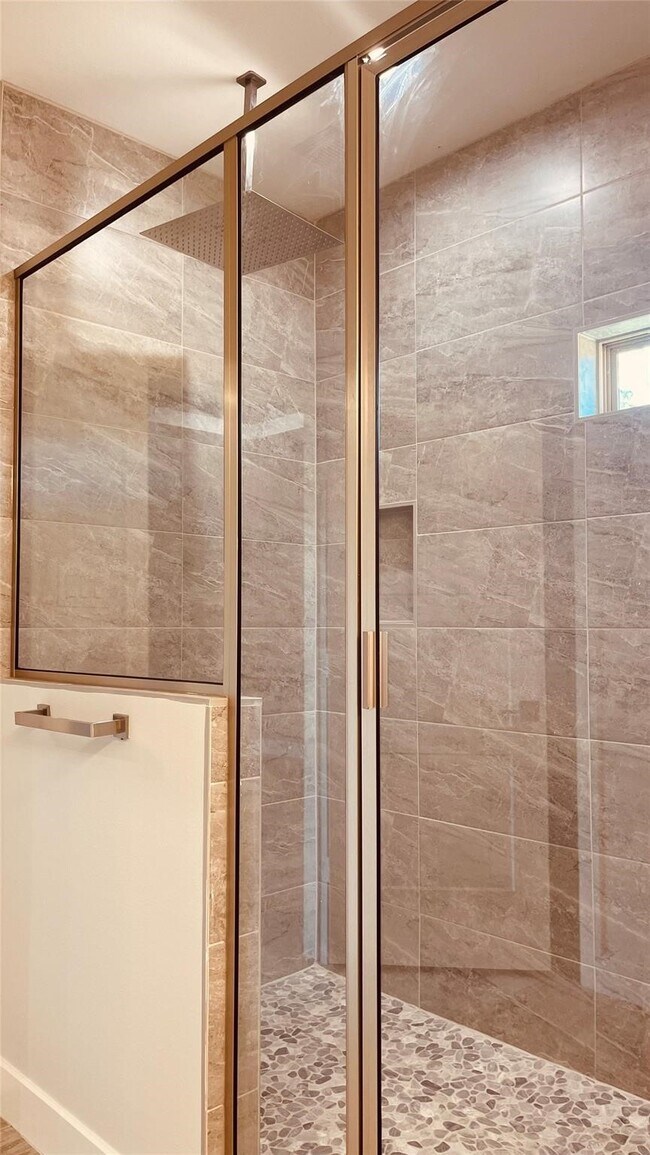 Building Photo - 16119 Port O Call St