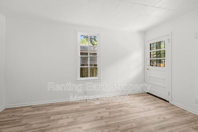 Building Photo - 2507 Palmetto St