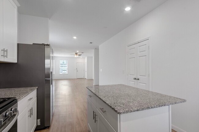 Building Photo - 17714 Winnower Ln
