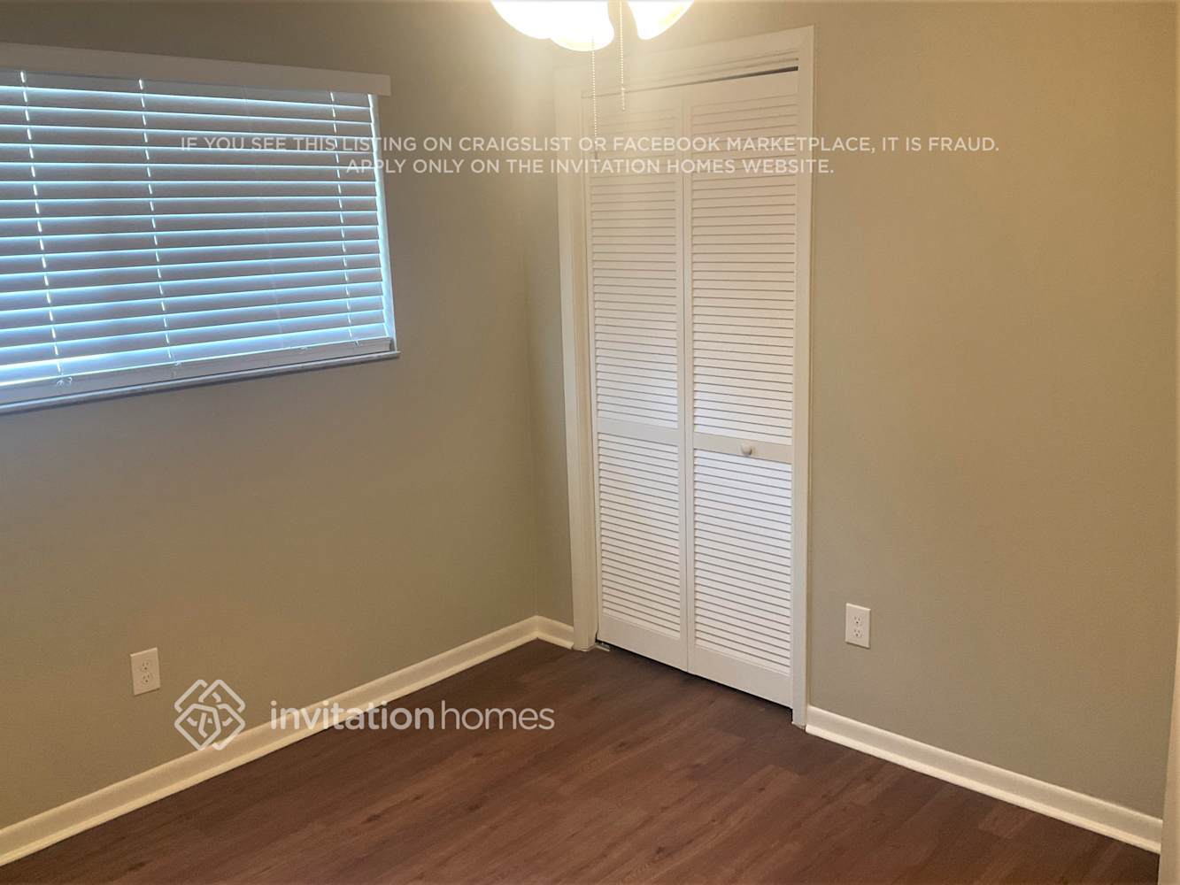 Building Photo - 553 Oak Creek Dr