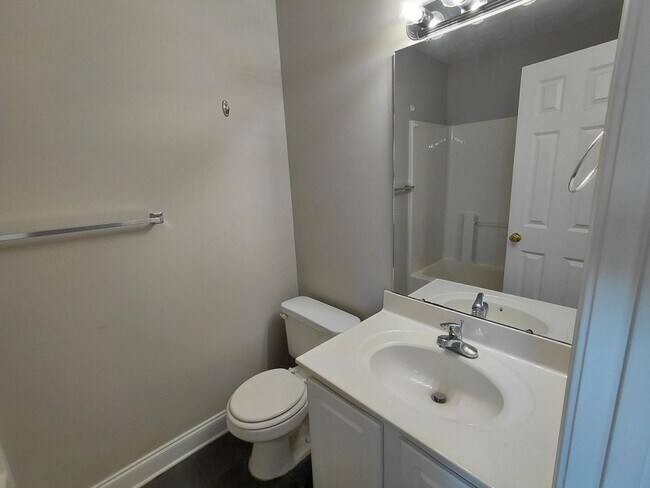 Building Photo - 300 Hampton Forest Dr