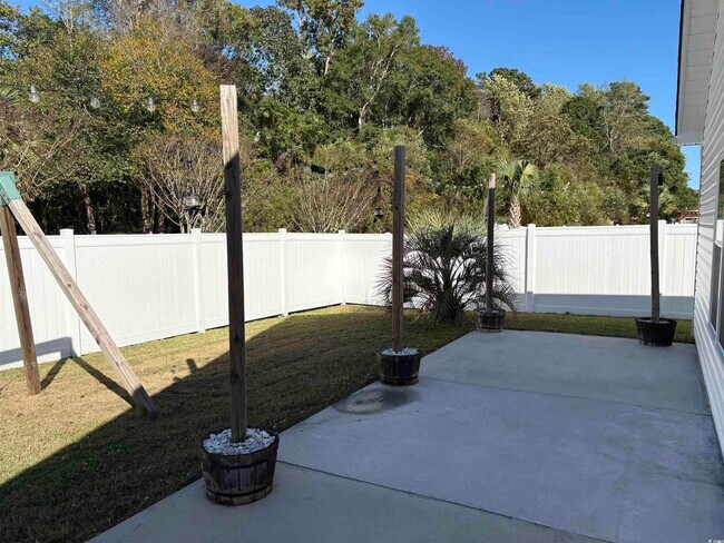 Building Photo - 292 Clearwater Dr