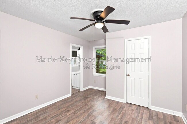 Building Photo - 5017 Walton Hill Rd