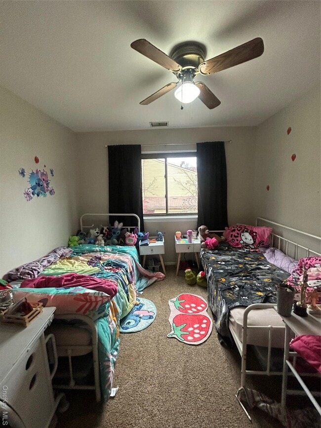 Building Photo - 36 Sycamore Ct