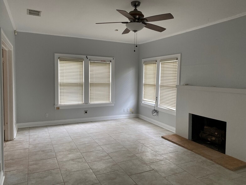 Building Photo - 341 Palmero