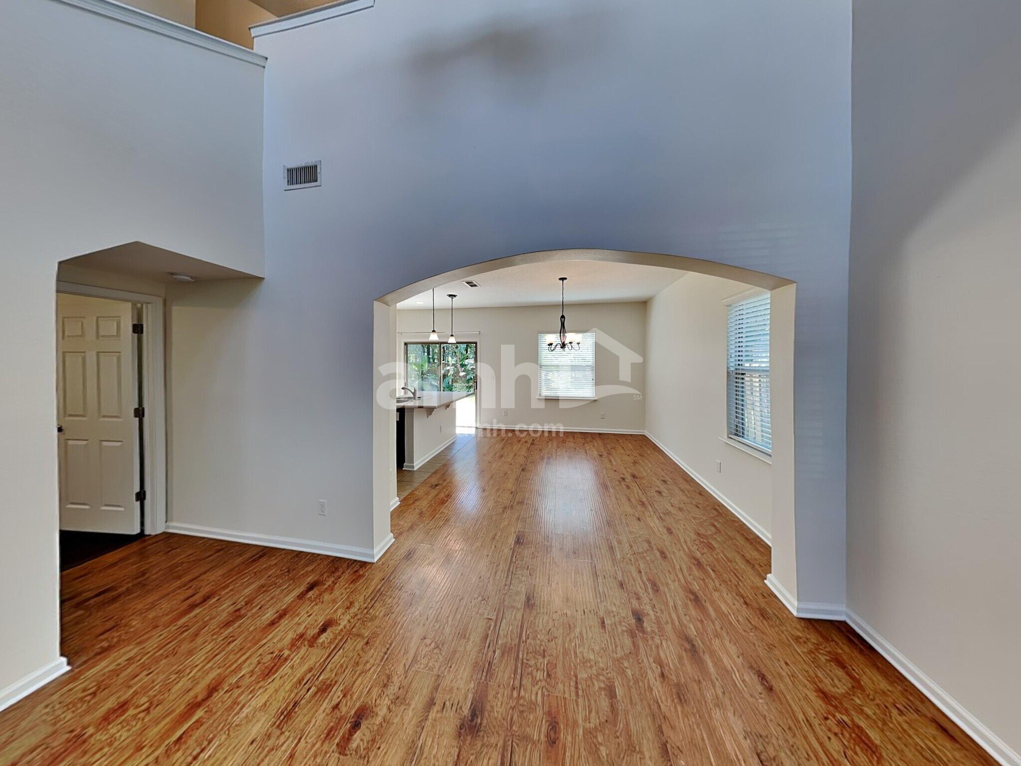 Building Photo - 231 Buck Run Way