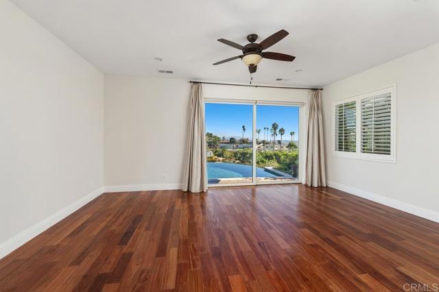 Building Photo - 5971 La Jolla Mesa Dr