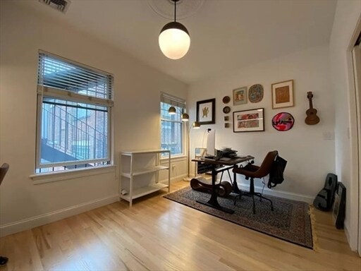 Building Photo - 877 Harrison Ave