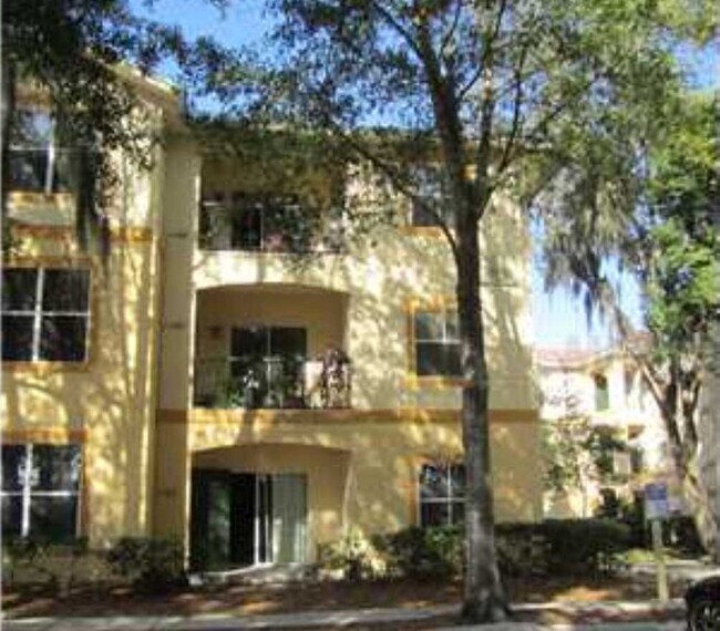 Primary Photo - 1B/1B Plus a Den 1st FL $1500/mo -Pinnacle...