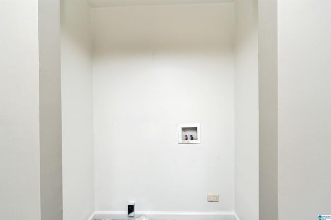 Building Photo - 1344 Pratt Hwy