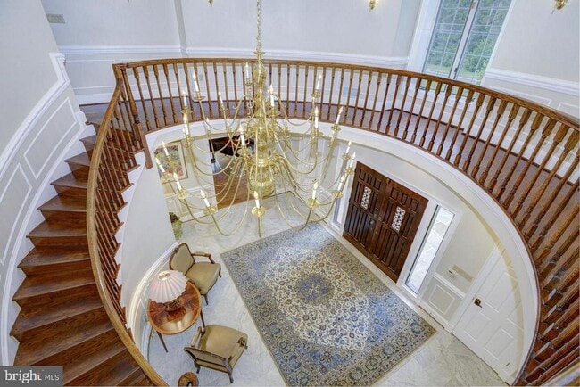 Building Photo - Luxurious living in Potomac! Main House and Guest House included!