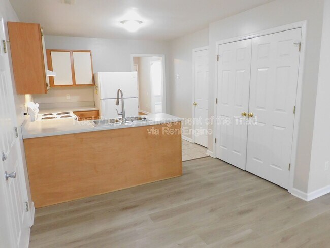 Building Photo - 3211 N O'Henry Blvd