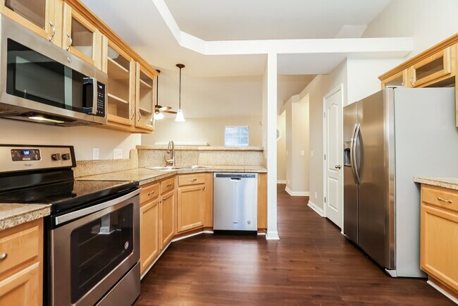 Building Photo - 2922 Churchill Ln