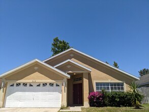 Building Photo - 246 Queen Mary Dr