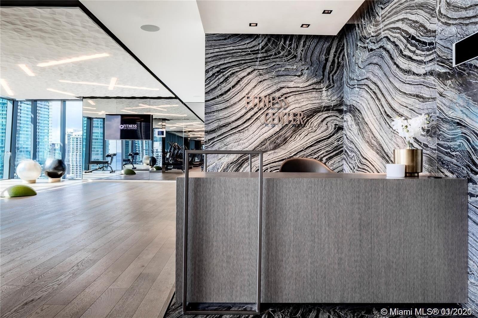 Building Photo - 1451 Brickell Ave