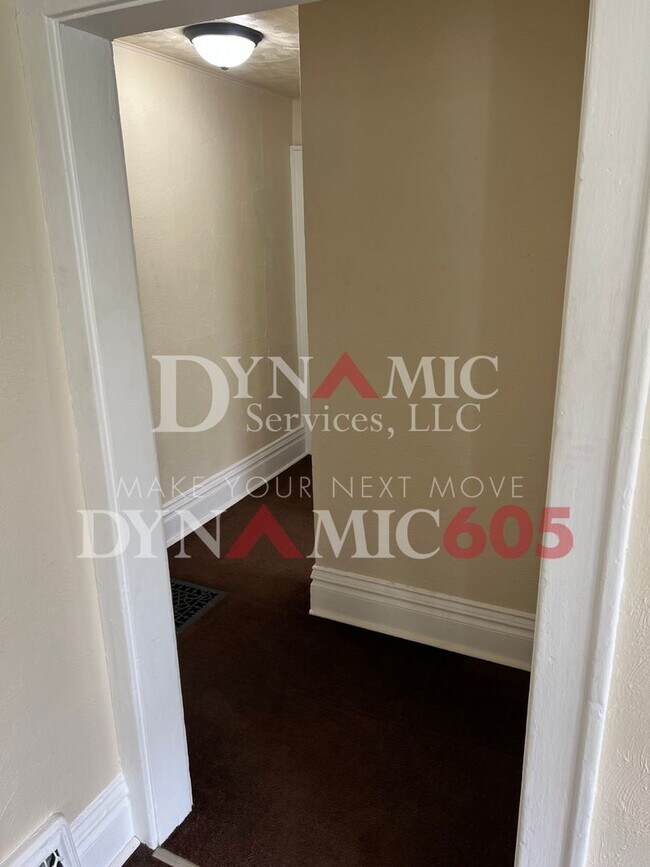 Building Photo - Studio with Bathroom - All Utilities Paid ...