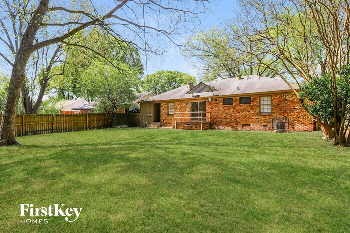 Building Photo - 1672 Sterling Dr