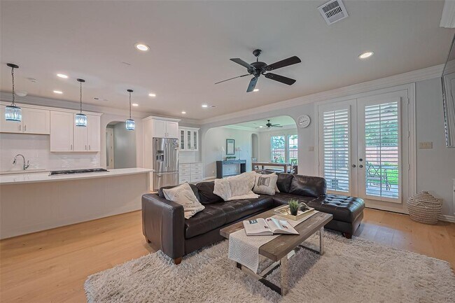 Building Photo - 14238 Flower Creek Ln