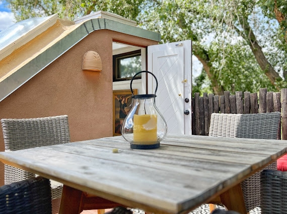 Building Photo - 1027 Canyon Rd