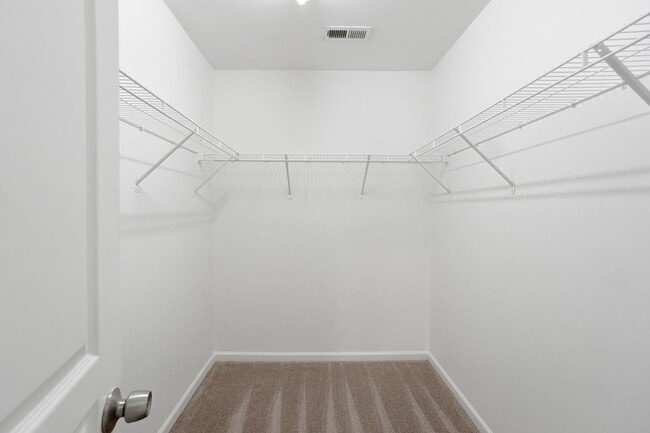 Building Photo - 4-bedroom with Water Front View