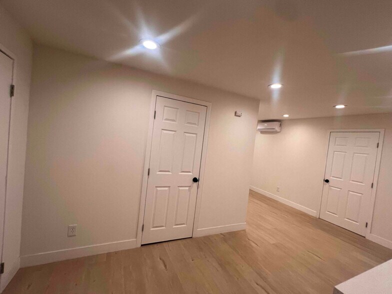 Building Photo - 2869 N G St