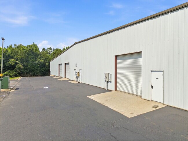 Building Photo - 1449 Field Park Cir NW