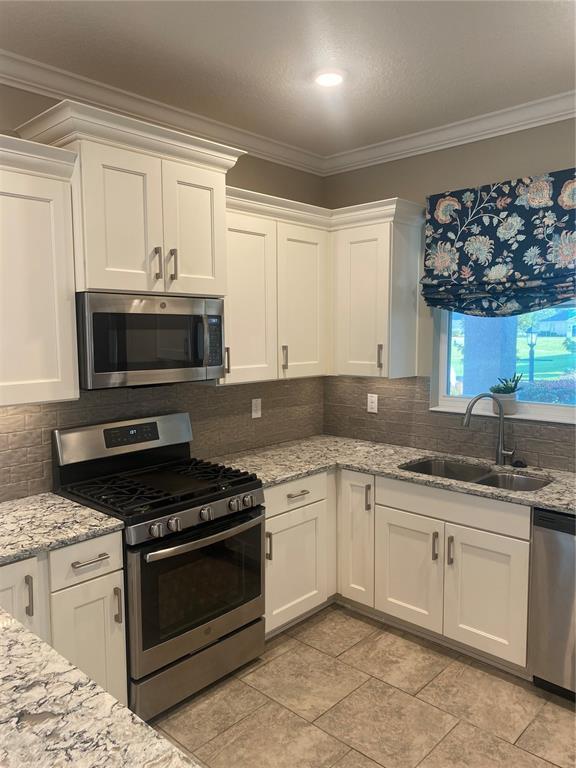 Building Photo - 9839 SW 99th Loop