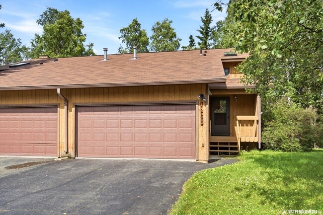 Building Photo - 18625 S Lowrie Loop