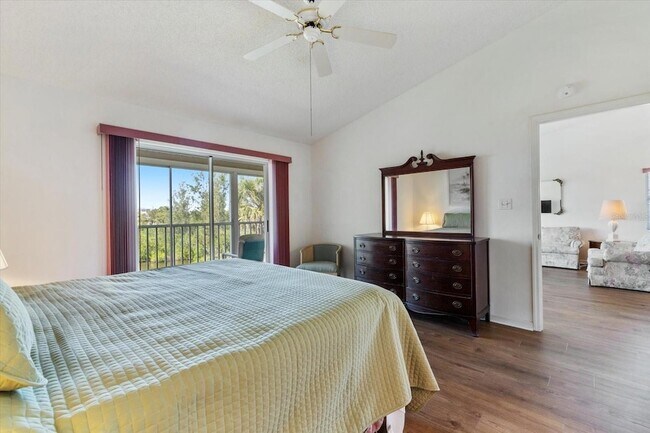 Building Photo - 841 Waterside Dr
