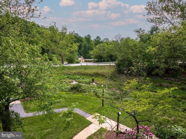 Building Photo - 1609 Painters Crossing