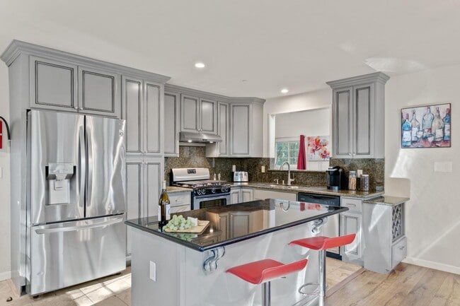 Building Photo - 24971 N Carmel Hills Dr
