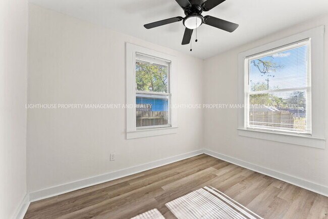 Building Photo - Beautifully Renovated 3-Bedroom Home for Rent!