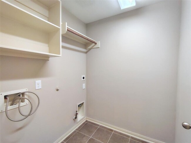 Building Photo - 9723 Opal Rock Dr