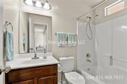 Building Photo - 10609 Canyon Sage Dr