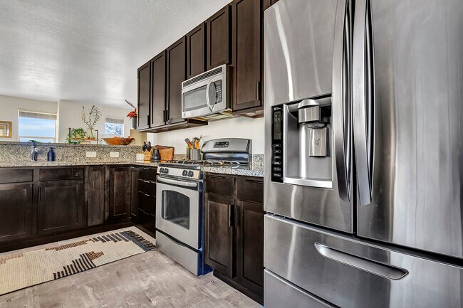 Building Photo - 3727 S Gowan Ln