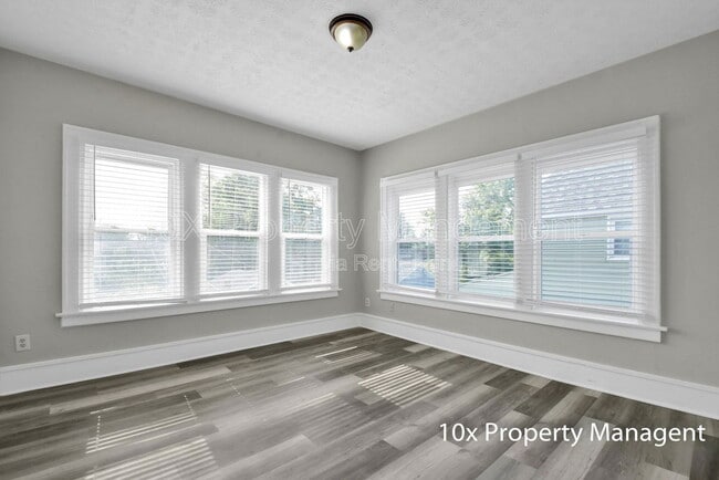 Building Photo - 2316 Ontario St