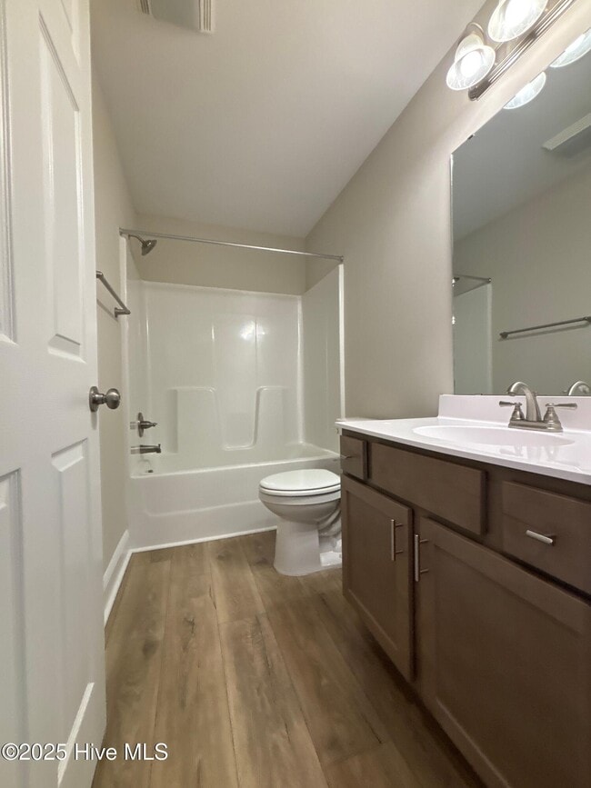 Building Photo - 208 Penster Ct