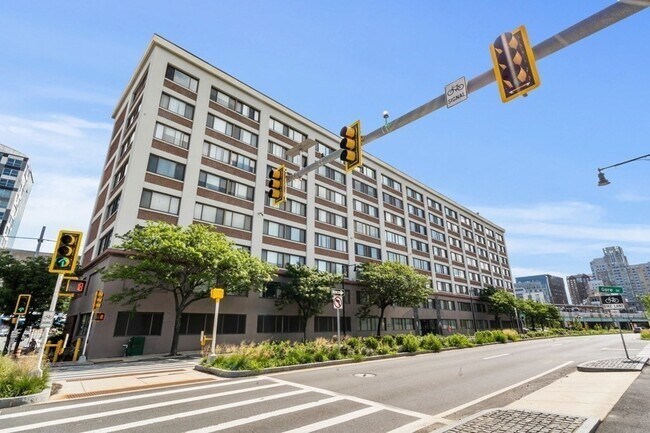 Building Photo - 169 Monsignor O'Brien Highway