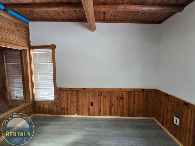 Building Photo - 2408 NC-105