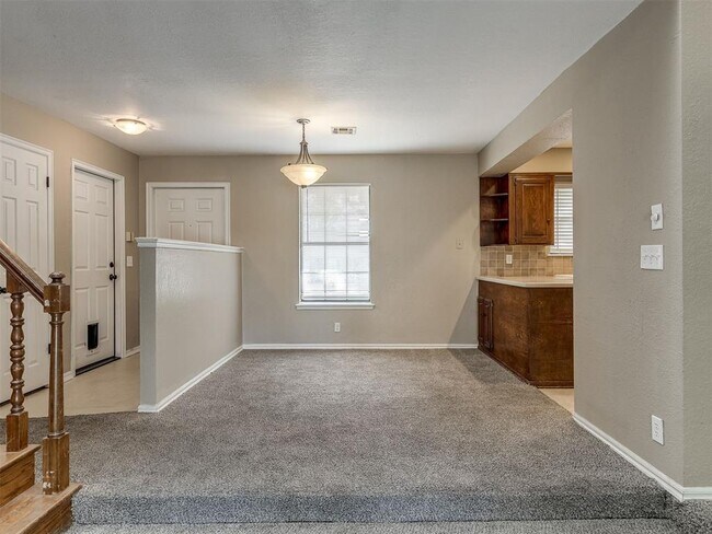 Building Photo - 2131 Jazzman Dr