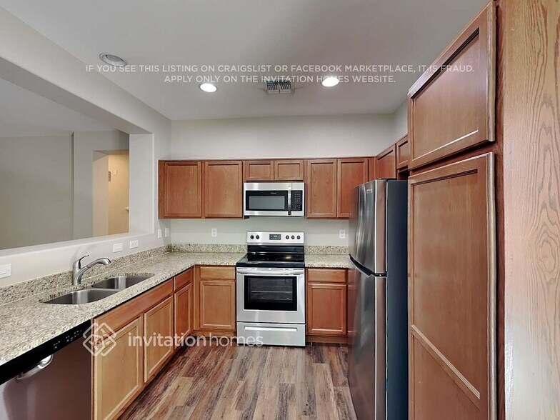 Building Photo - 19167 W Monroe St