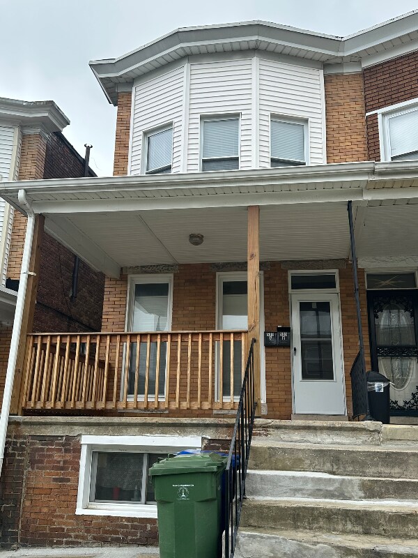 Building Photo - 533 Oakland Ave