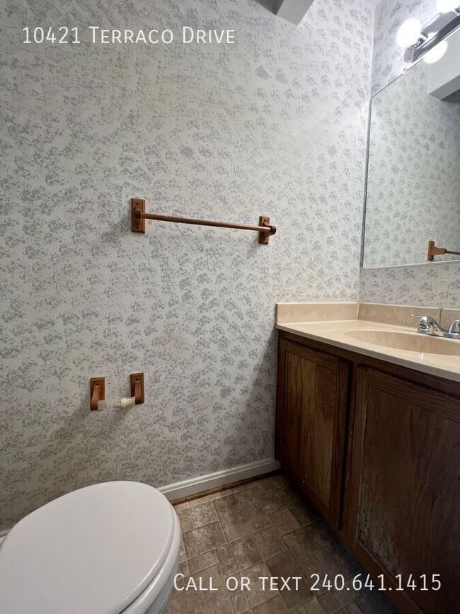 Building Photo - 10421 Terraco Dr