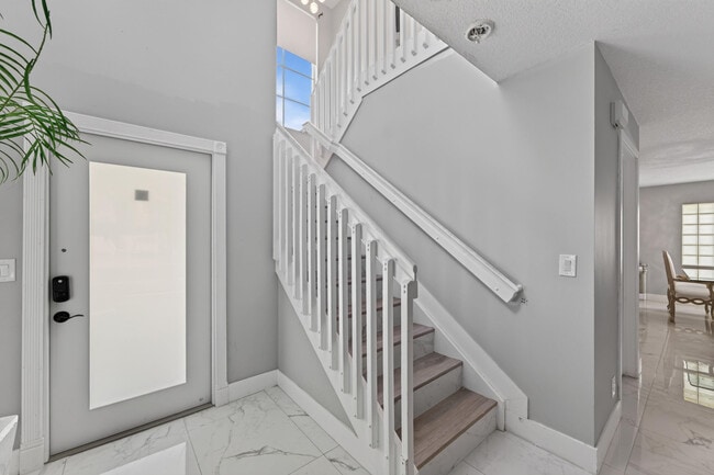 Building Photo - 6544 Adriatic Way